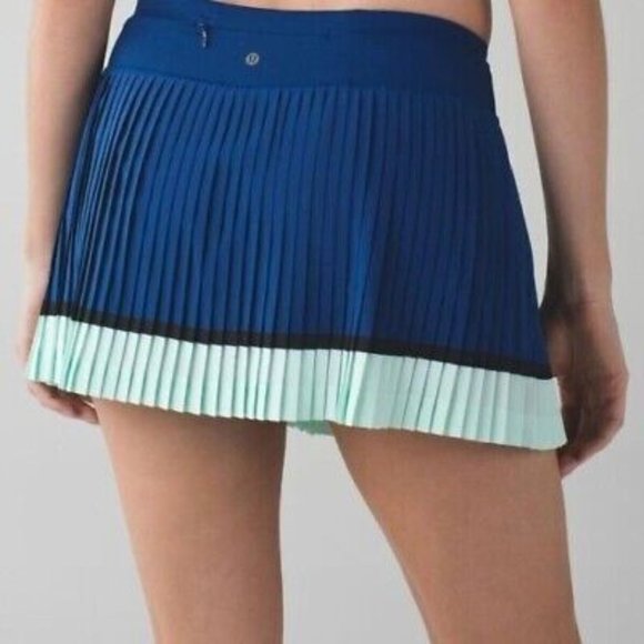 lululemon athletica Dresses & Skirts - Lululemon  Pleat to Street Skirt Aqua Poseidon Size 8
